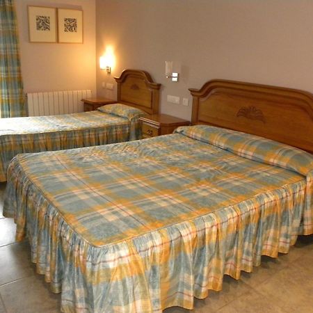Hotel Duque De Calabria Манзанера Стая снимка